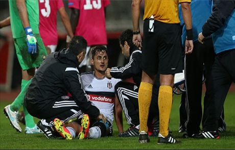 Beşiktaş'a Mustafa Pektemek Şoku