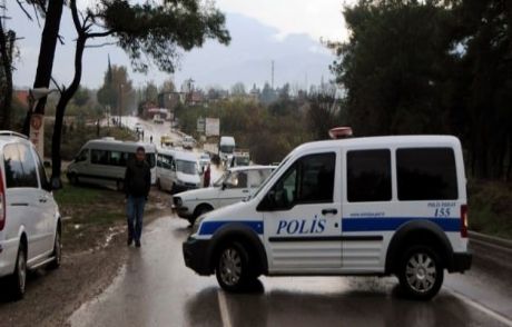 Antalya'da Sağanak Trafiği Vurdu