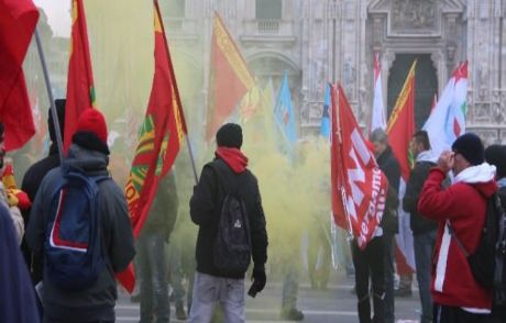 İtalya'da Hükümete Protesto