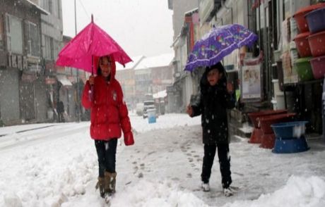 Bu Akşam Geliyor!