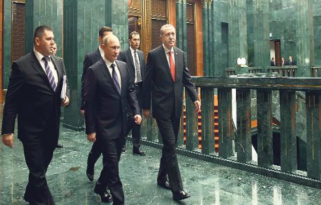 Putin'den Ab'ye Güney Akım Resti