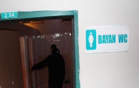 Doğum Yaptı, Bebeği Bırakıp Kaçtı