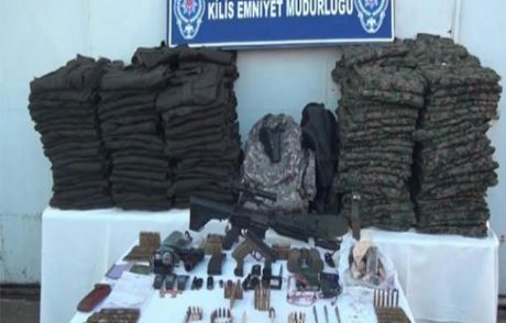 Suriye Plakalı Minibüsten Cephanelik Çıktı