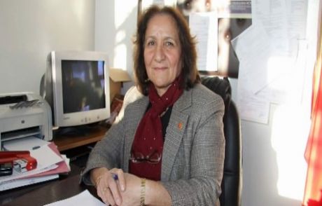 'hükümet Kadın'dan 5 Dilli Hizmet