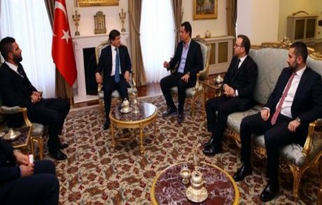 Arda Ve Acun, Davutoğlu'nu Ziyaret Etti