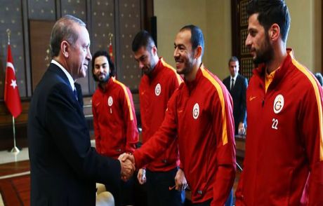 Galatasaray Erdoğan'ı Ziyaret Etti!