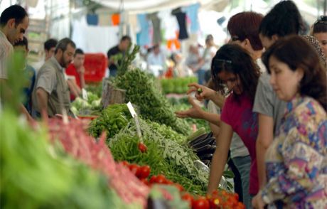 Enflasyon Yüzde 9'un Üzerine Çıktı