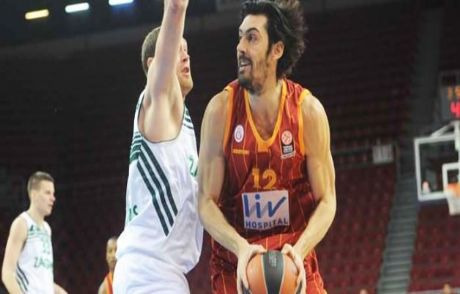 Aslan Pençeyi Attı, Sağlam Başladı