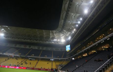 Kadıköy'de Tribünler Bomboş!
