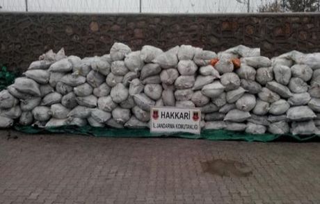 Kömür Çuvallarının Altından 6 Ton Çay Çıktı