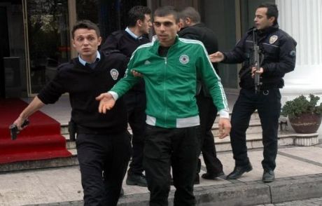 İstanbul'da Polise Ateş Açtılar!