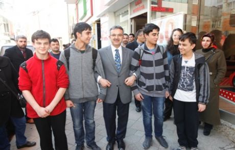 Gençlerden Köşker'e Tam Destek!
