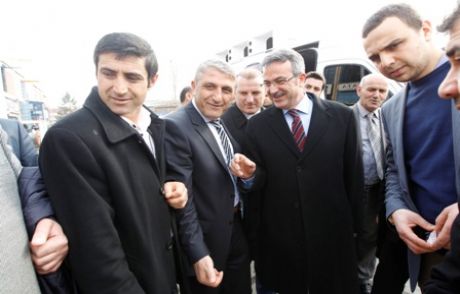 Esnafdan Köşker'e Sıcak Karşılama