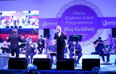 Bağcılar'da 20 Bin Sümbül Dağıtıldı