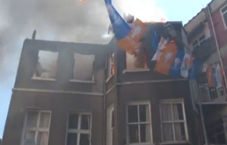 Beyoğlu'nda Korkutan Yangın
