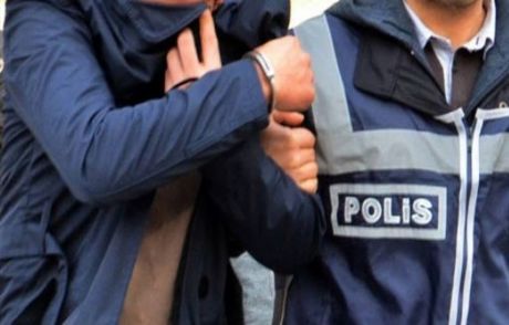 Devlet Büyüklerine Hakarette Gözaltı