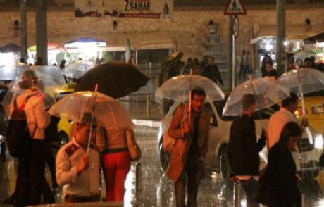 İstanbul'da Yağmur Etkili Oldu