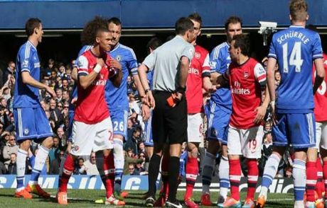 Chelsea-arsenal Maçında Skandal!