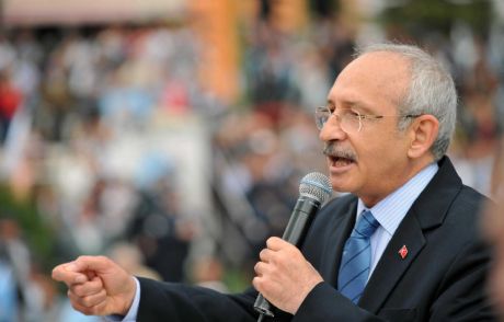 ''yasaklarla Kendi Suçlarını Kapatmak İstiyor''