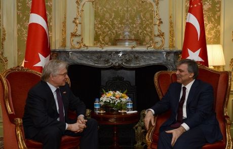 Gül, Hollanda Kralı İle Görüştü