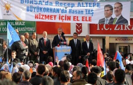 Bülent Arınç Fena Azarladı