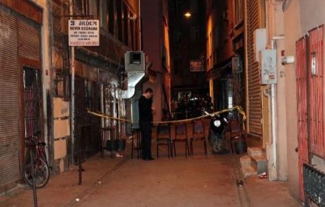 Beyoğlu'nda Silahlı Kavga: 1 Ölü
