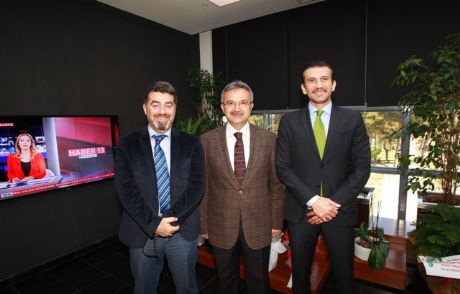 Milli Kaleci Rüştü Gebzede