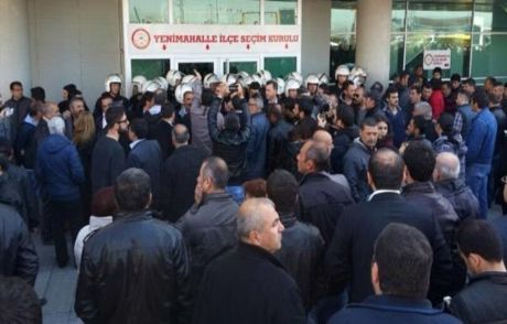 Chp'lilerin Bekleyişi Sürüyor