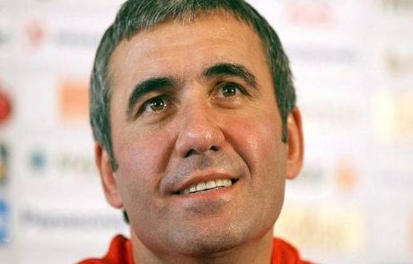 Fenerbahçe Derbisinde Hagi Sürprizi