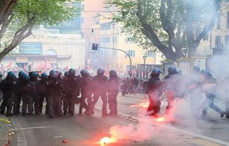 Roma'da Olaylı Protesto