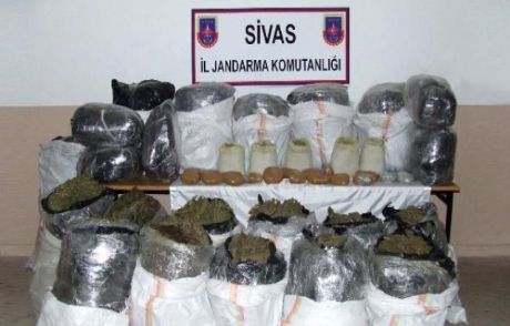 Sivasta 190 Kilo Esrar Ele Geçirildi