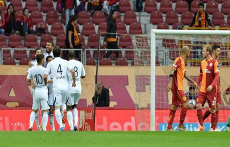 Galatasaray Arena'da Darmadağın!