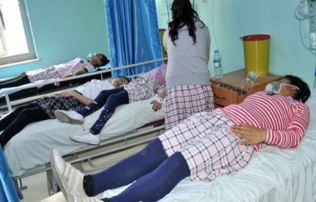 'polis, İlkokula Gaz Bombası Attı'
