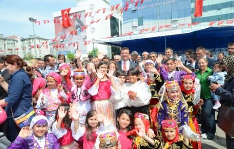 Beylikdüzü'nde 23 Nisan Şenliği