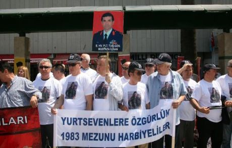 Sarızeybek, Sessiz Çığlık Eylemine Katıldı