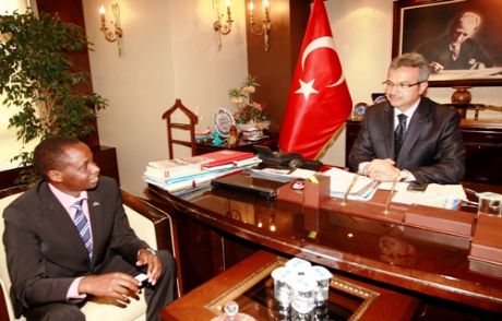 Ruanda Büyükelçisinden Köşkere Ziyaret