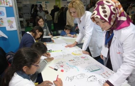 Bilgievleri Karikatürleriyle Beğeni Topladı