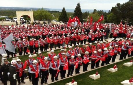 İzciler, Dedelerinin Yolundan Yürüdü