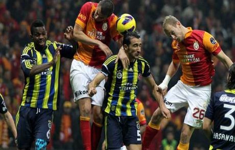 Arena'da Dev Kapışma