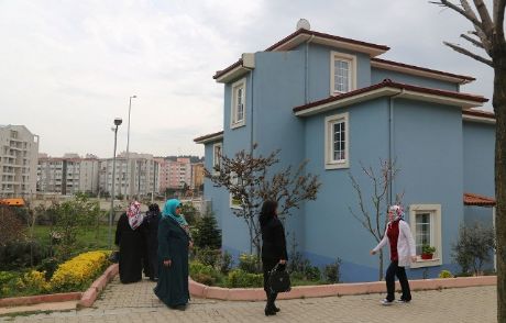 Ko-mek'ten Sevgi Evleri Ziyareti
