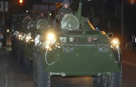 Kiev'de Rus Diplomata Gözaltı