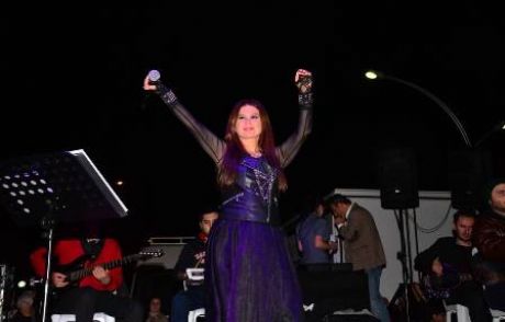 Konserli Anneler Günü Kutlaması