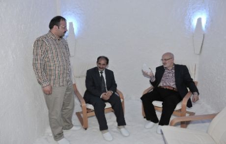 Başkan Çelikbilek Tuz Odası'na Girdi