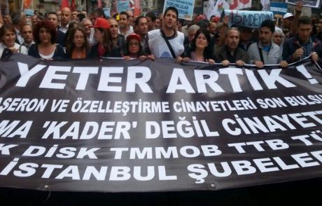 Türkiye'nin Birçok İlinde Soma Protestosu