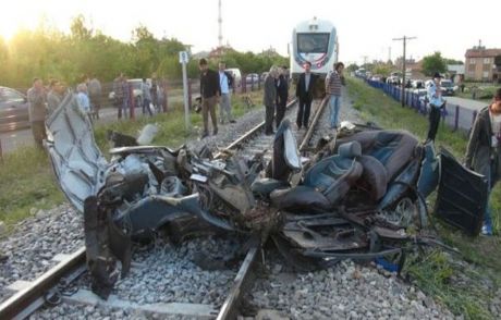 Tren Otomobili Biçti