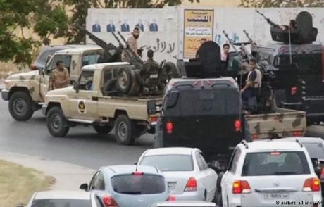 Libya İç Savaşın Eşiğinde