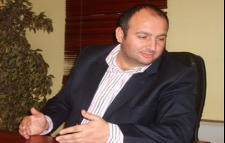 Mehmet Bülent Karataş İstanbul'u Yönetebilir-mi?