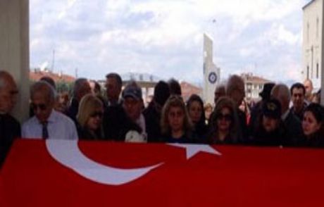 Cenazede Komutana Protesto!
