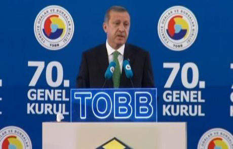 Diktatör Olsam Meydan Meydan Dolaşamazsın