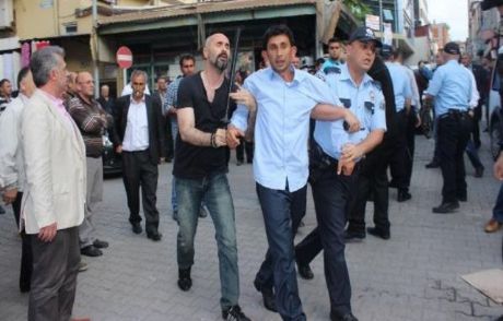 Birlik Kongresinde Kavga